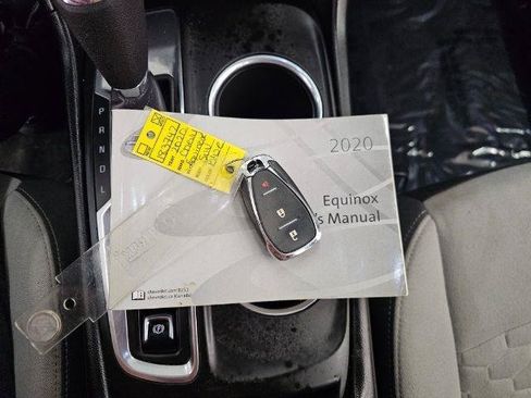 Used 2020 Chevrolet Equinox LS FWD image 28