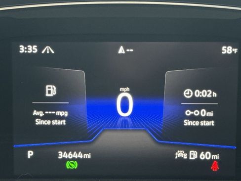 Used 2022 Volkswagen Tiguan SE w/ Panoramic Sunroof Package AWD/4WD image 10