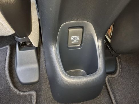 Used 2019 Honda HR-V Touring image 13