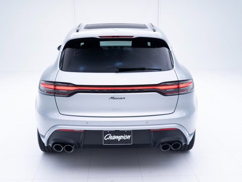 Certified 2026 Porsche Macan AWD/4WD image 10