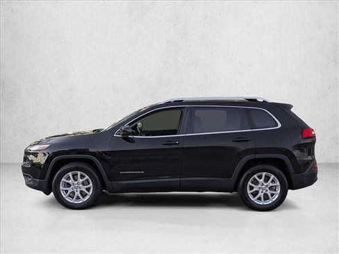 Used 2017 Jeep Cherokee Latitude w/ Trailer Tow Group image 9
