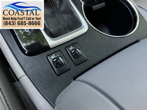 Used 2017 Toyota Highlander XLE FWD image 47