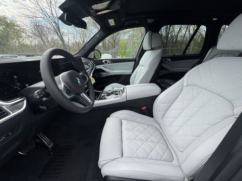 New 2026 BMW X5 M60i AWD/4WD image 11