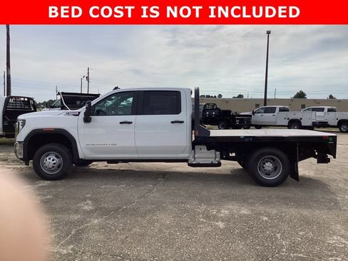 New 2025 GMC Sierra 3500 Pro w/ Convenience Package image 7