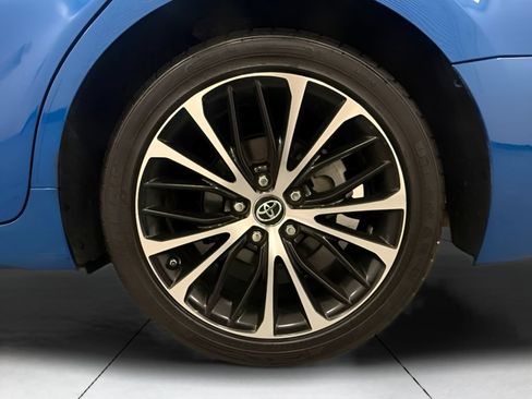 Used 2019 Toyota Camry SE FWD image 28