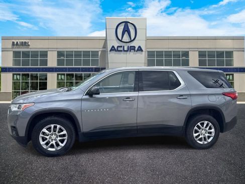 Used 2018 Chevrolet Traverse LS AWD/4WD image 2