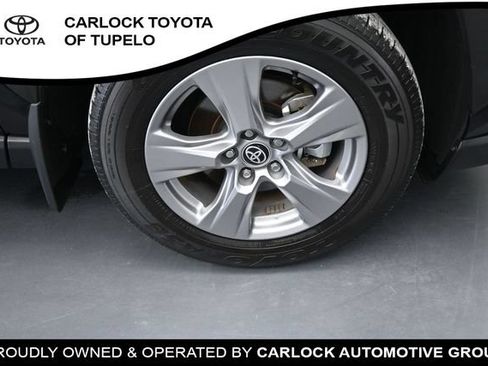 Used 2025 Toyota RAV4 XLE w/ Convenience Package FWD image 39