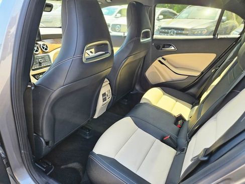 Used 2016 Mercedes-Benz GLA 250 4MATIC image 15