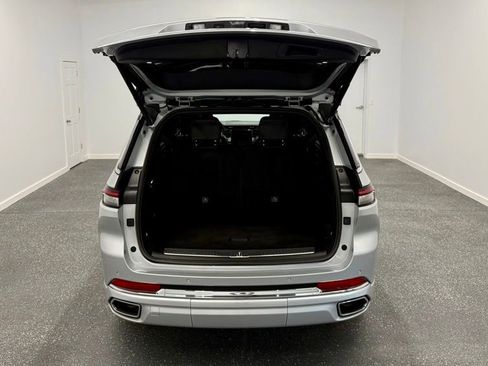 Used 2022 Jeep Grand Cherokee L Overland w/ Advanced Protech Group III image 12