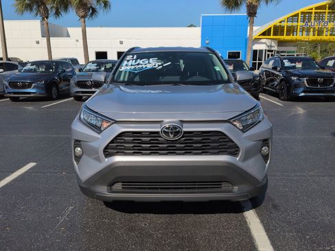 Used 2021 Toyota RAV4 XLE AWD/4WD image 9