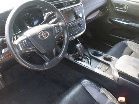 Used 2013 Toyota Avalon Limited FWD image 11