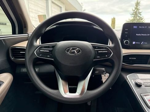 Used 2022 Hyundai Santa Fe SE image 20