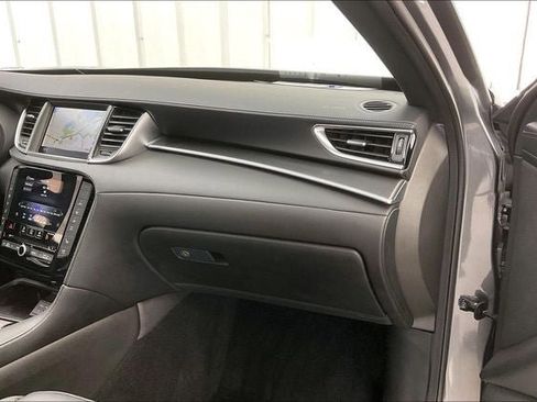Certified 2025 INFINITI QX55 Essential image 19