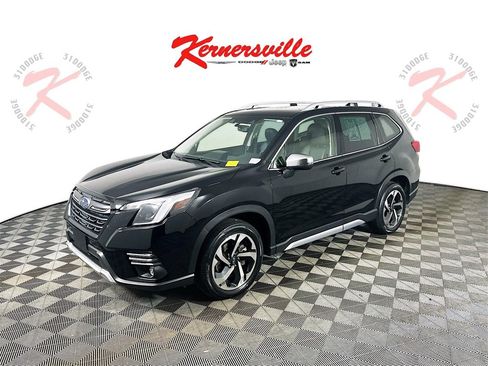Used 2022 Subaru Forester Touring w/ Popular Package #2 image 3