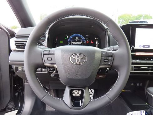 Certified 2026 Toyota Camry SE w/ Convenience Package image 31