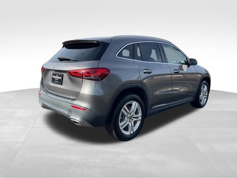 Used 2023 Mercedes-Benz GLA 250 4MATIC image 5