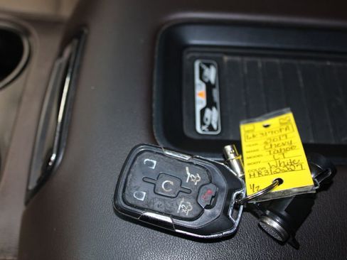 Used 2017 Chevrolet Tahoe LT w/ LT Signature Package image 60