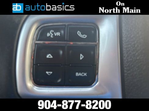 Used 2013 Chrysler 300 w/ Driver Convenience Group image 31