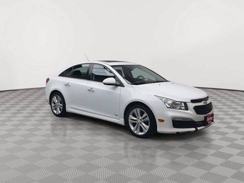 Used 2016 Chevrolet Cruze LTZ w/ Sun, Sound and Sport Package FWD image 32