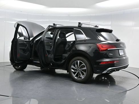 Used 2024 Audi Q5 2.0T Premium w/ Convenience Package AWD/4WD image 58