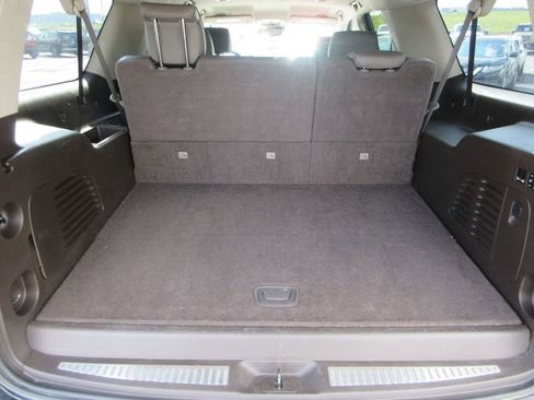 Used 2020 GMC Yukon XL Denali image 12