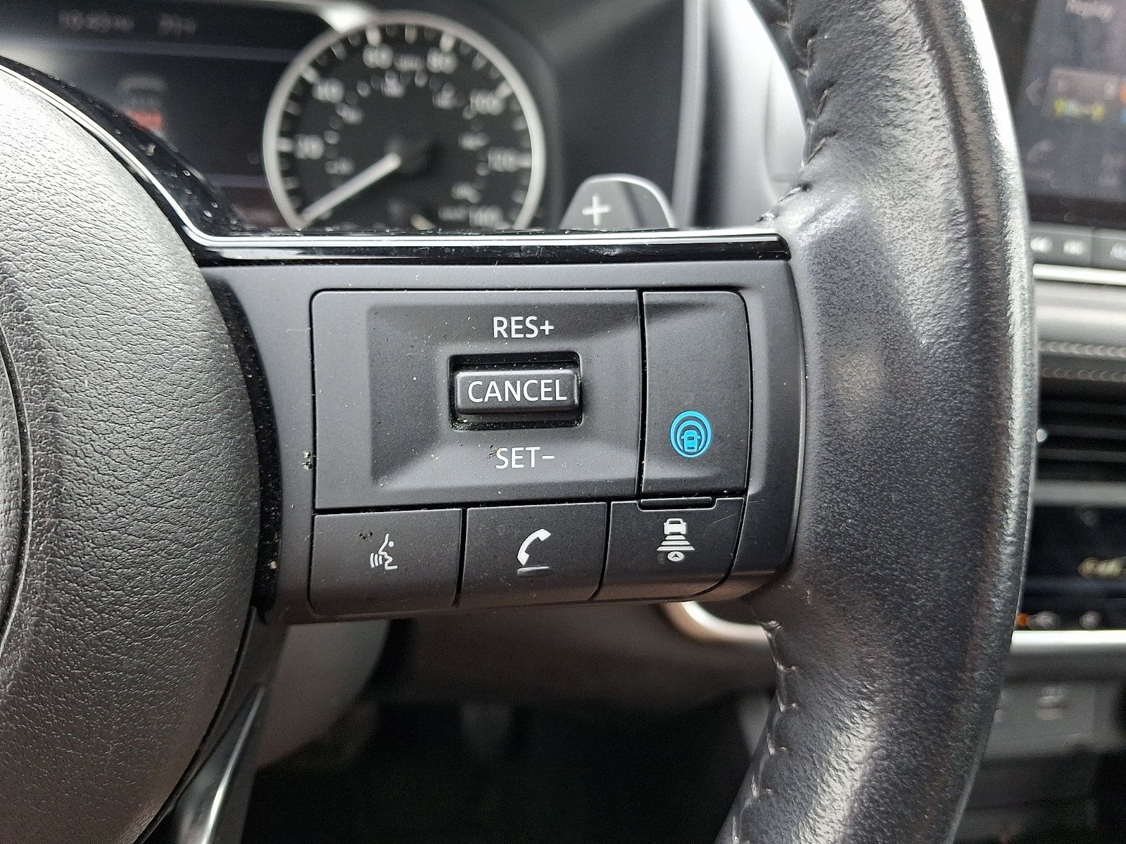Certified 2023 Nissan Rogue SV w/ SV Premium B Package AWD/4WD image 22