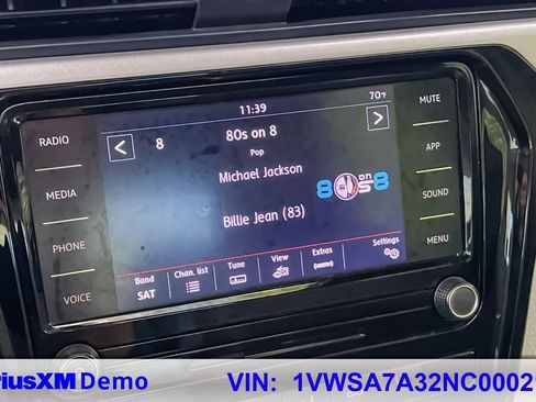 Used 2022 Volkswagen Passat 2.0T SE image 39