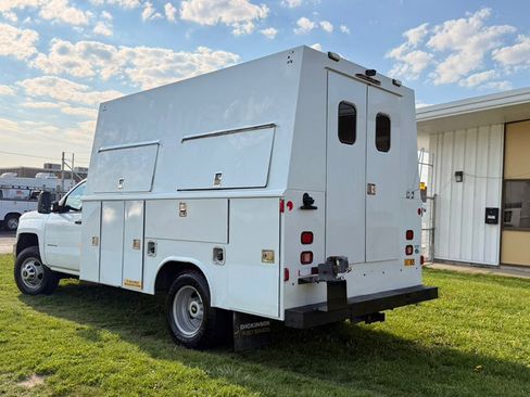 Used 2015 Chevrolet Silverado 3500 W/T image 3