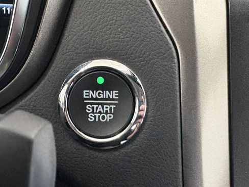 Used 2020 Ford Fusion SE image 14