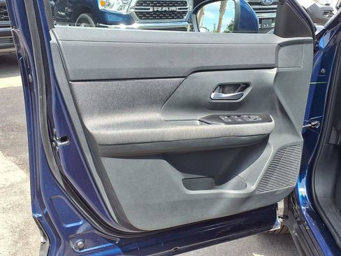Used 2025 Nissan Kicks SV FWD image 24