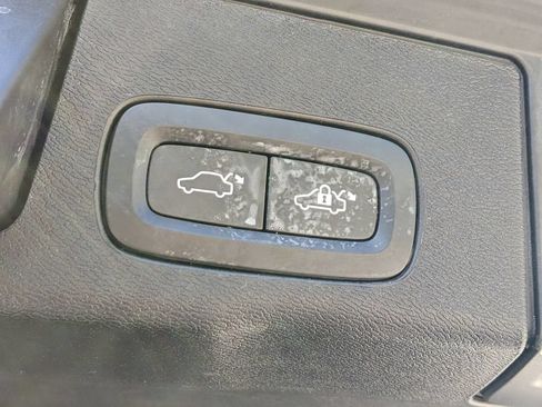 Certified 2023 Volvo XC60 B5 Core w/ Climate Package AWD/4WD image 29