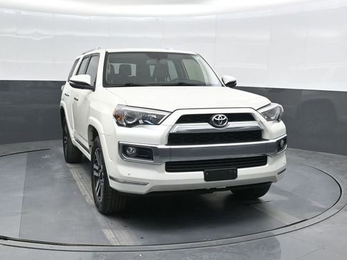 Used 2018 Toyota 4Runner Limited image 6