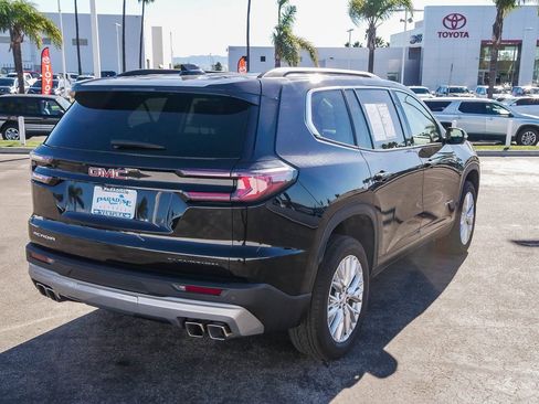 Used 2024 GMC Acadia Elevation image 7