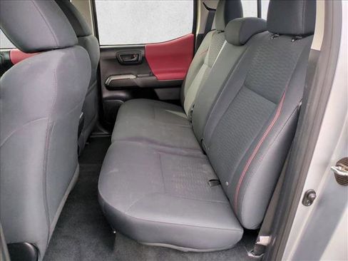 Used 2019 Toyota Tacoma SR5 image 18