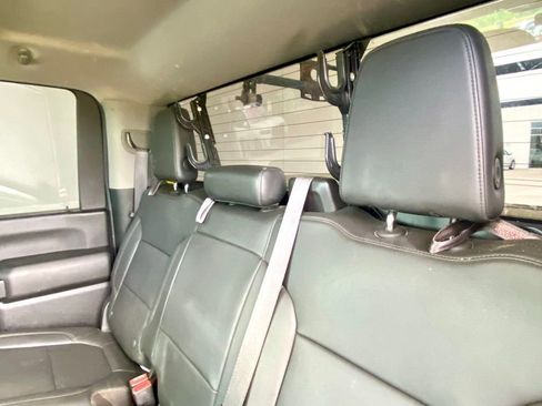 Used 2020 GMC Sierra 2500 2WD Crew Cab w/ Convenience Package image 16