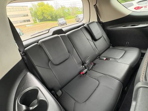 Used 2020 Nissan Armada SL w/ Premium Package AWD/4WD image 27