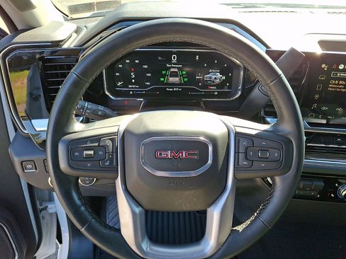 Used 2025 GMC Sierra 1500 Elevation AWD/4WD image 19