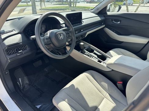 Certified 2023 Honda Accord EX image 11