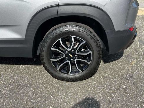 Used 2023 Chevrolet TrailBlazer ACTIV w/ Convenience Package AWD/4WD image 11