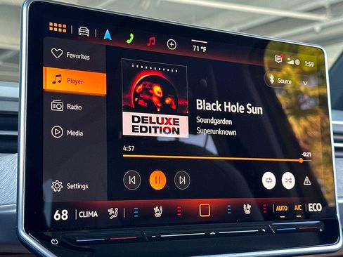 New 2025 Volkswagen ID. Buzz Pro S Plus image 17