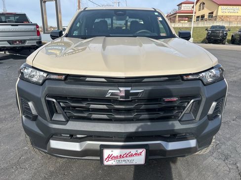 Used 2024 Chevrolet Colorado Trail Boss w/ Advanced Trailering Package image 2