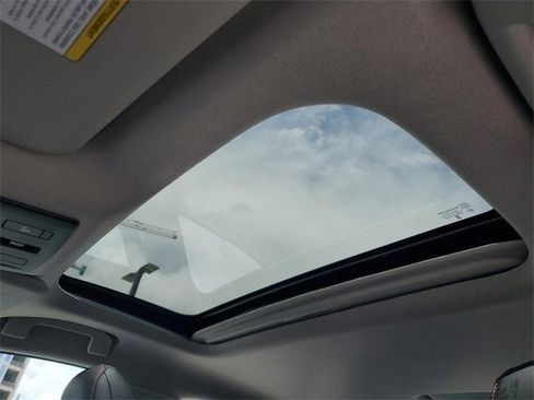 New 2025 Nissan Sentra SR w/ SR Premium Package image 15