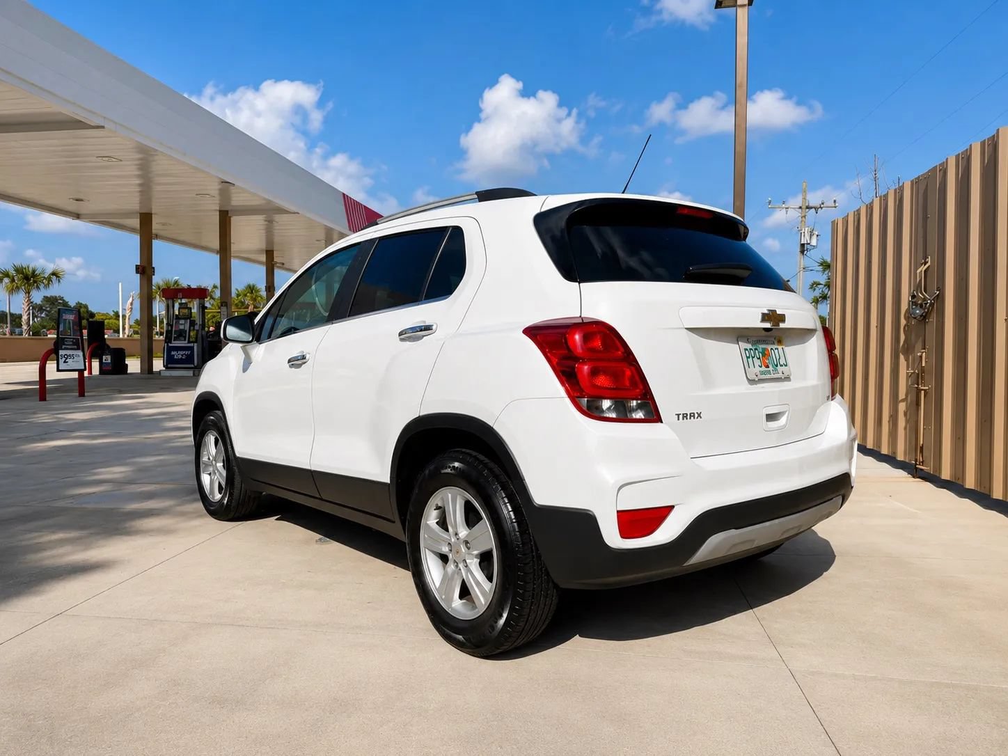 Used 2020 Chevrolet Trax LT w/ LT Convenience Package FWD image 6