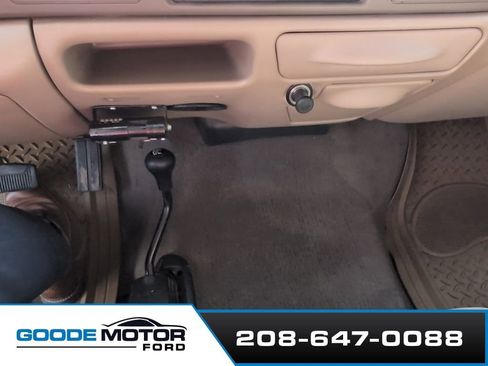 Used 1999 Ford F250 Lariat image 31