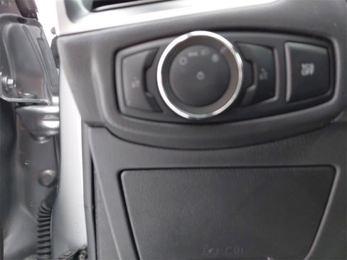 Used 2024 Ford Edge SEL image 29