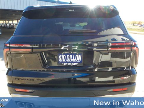 New 2026 Chevrolet Traverse Z71 w/ Enhanced Driving Package image 4