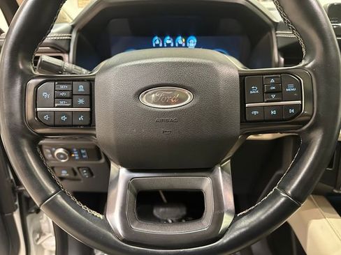 Used 2022 Ford Expedition Platinum image 12