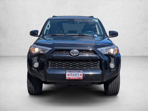 Used 2019 Toyota 4Runner SR5 RWD image 2