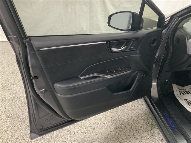 Used 2021 Honda Clarity Touring image 14