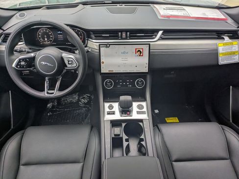 New 2026 Jaguar F-PACE R-Dynamic S image 17